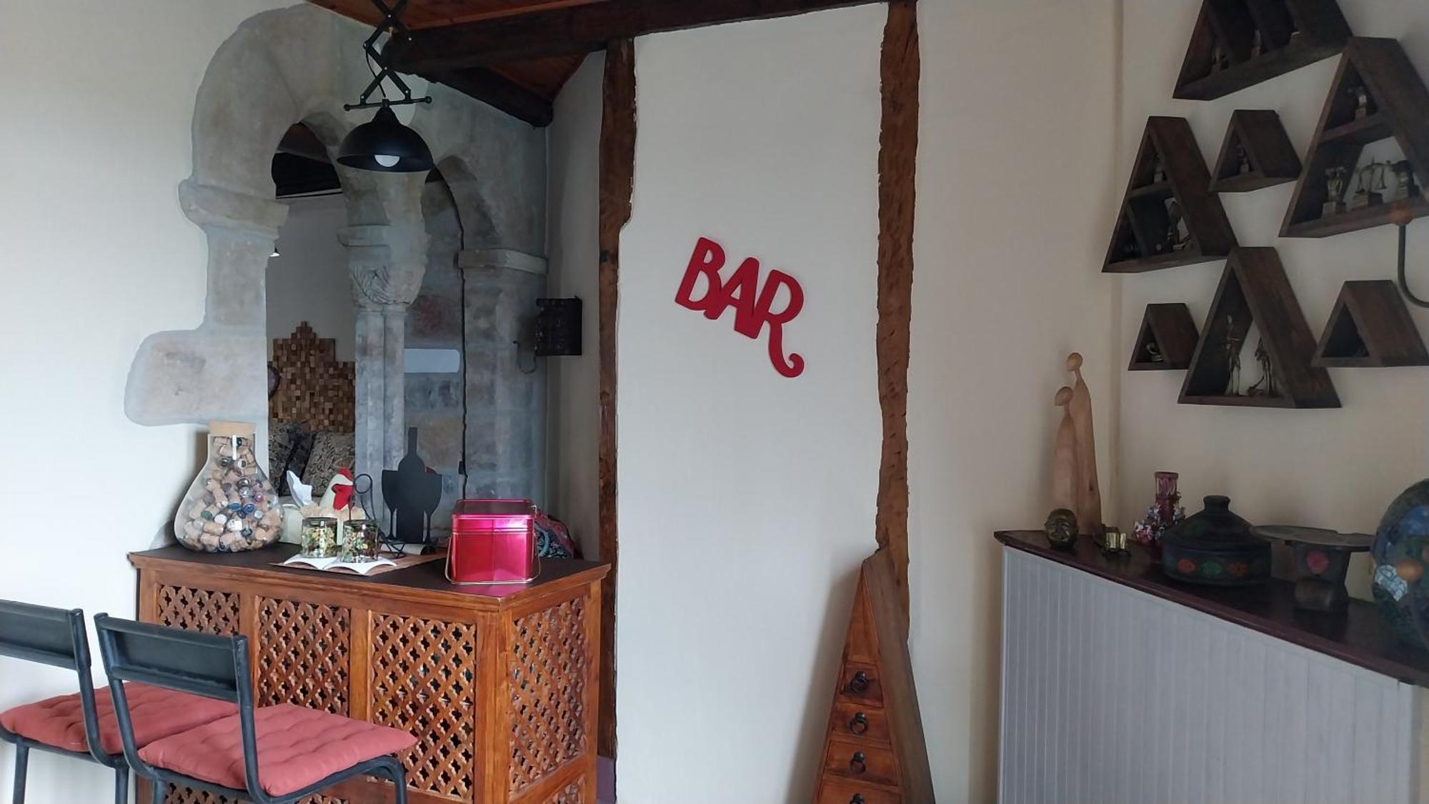 D'ici Et D'ailleurs Alojamento de Acomodação e Pequeno-almoço Cordes-sur-Ciel