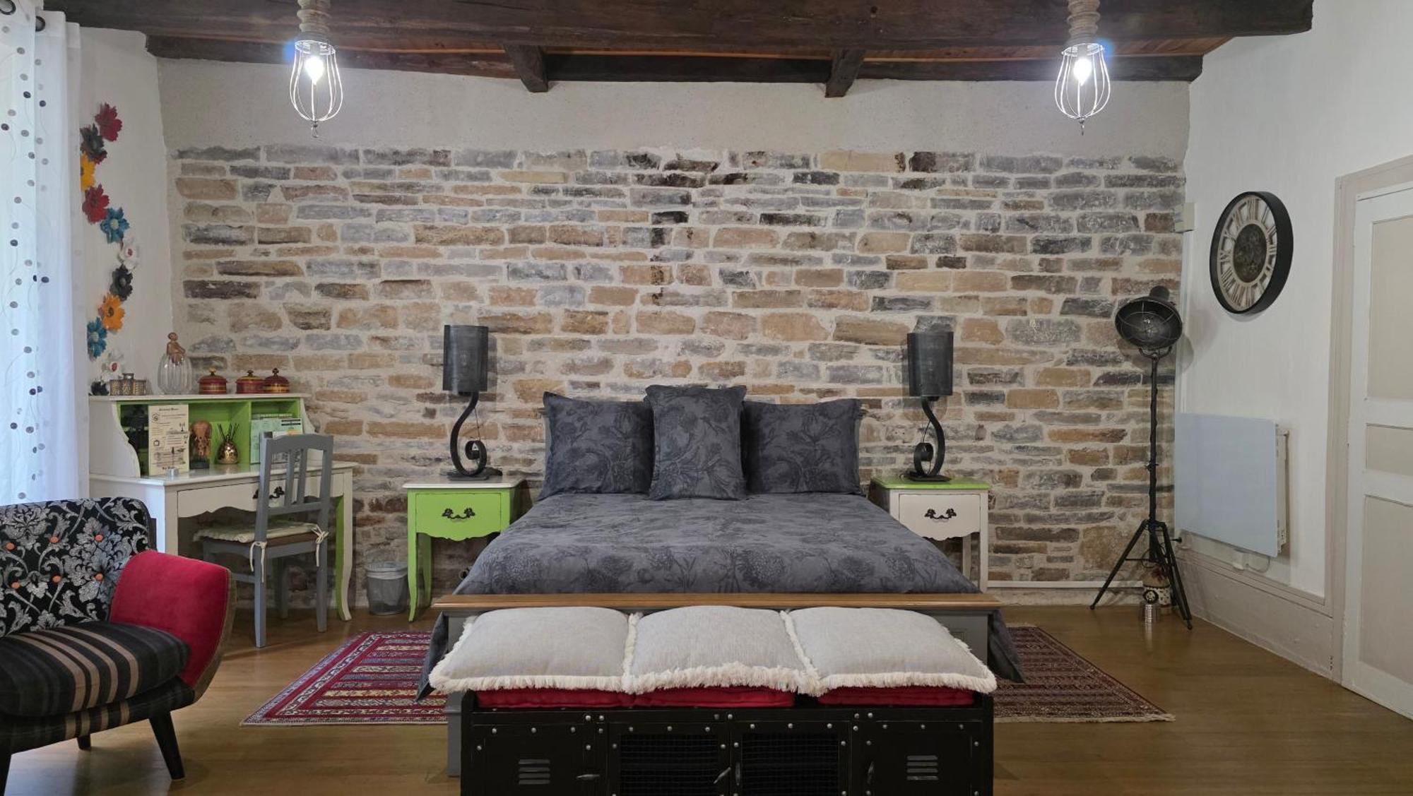 Bed and breakfast D'ici Et D'ailleurs 3*